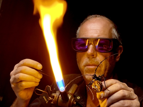 Visite de l'atelier du fileur de verre